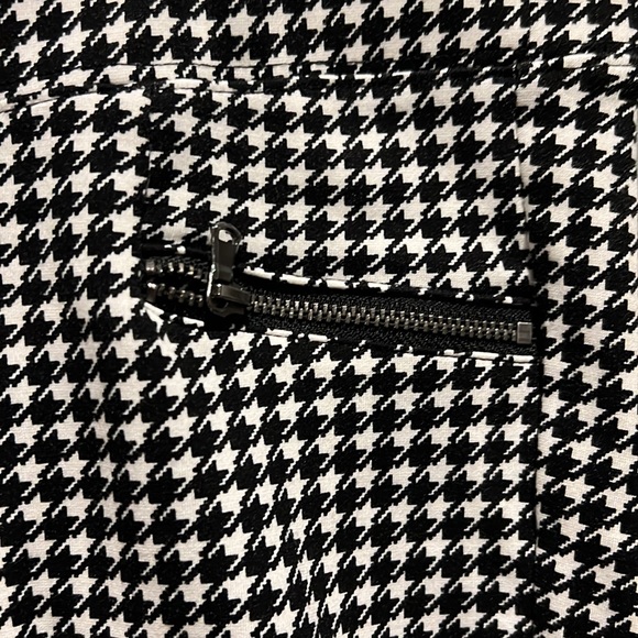 Like New - Old Navy - Stevie legging - Picture 2 of 4